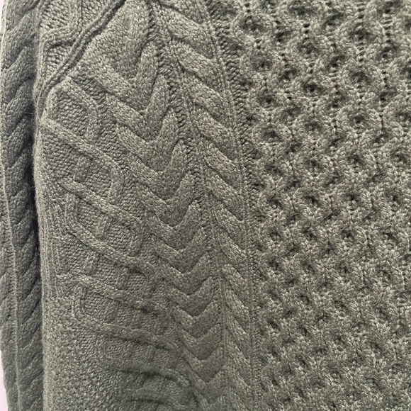 Vineyard Vines Forest Olive Cable Knit Hooded Pullover - Picture 4 of 6